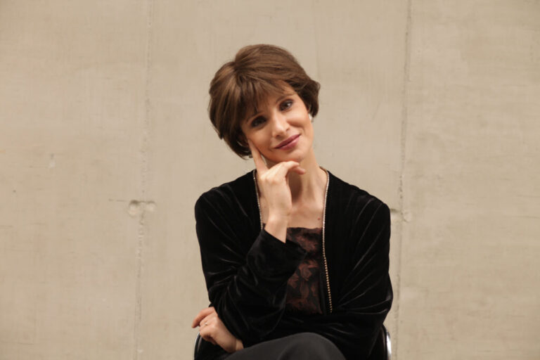 La miniserie “Isabel” protagonizada por Daniela Ramírez, llegará a toda LatAm a través de Lifetime