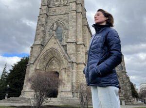 Con deportes extremos, espectaculares hoteles y psicología infantil: 13C renovará su pantalla durante noviembre