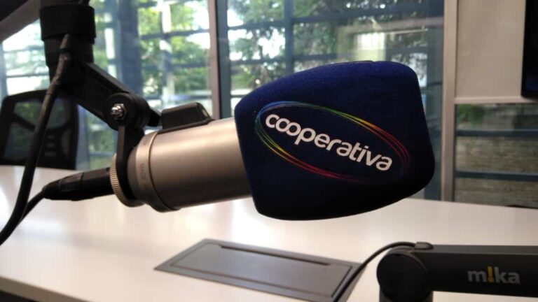 Radio Cooperativa denunció a dos emisoras piratas que interferían su señal en la Región de Valparaíso