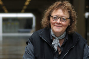 TVN ficha a la destacada experta en desarrollo de talentos Susy Fischkin