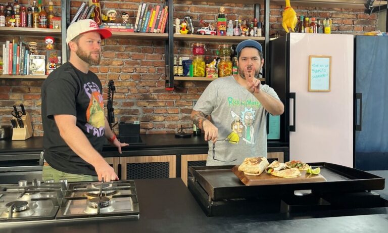 Canal gastronómico “Cocina Viva” lanza nueva parrilla con cuatro celebridades de la cocina chilena