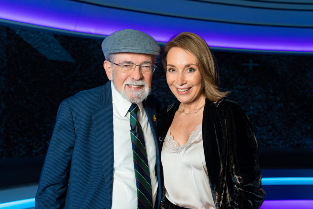 “Me produce cierta violencia el lenguaje inclusivo”: Profesor José Maza compartió su postura sobre la inclusión en “45 minutos con…”