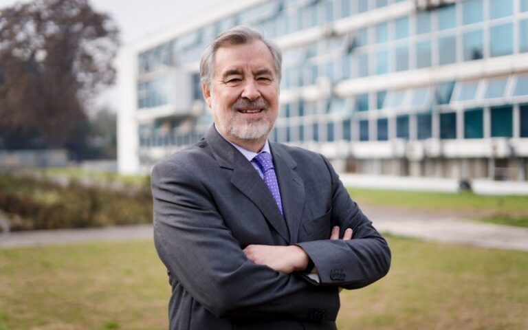 STGO TV estrena “Observador Mundial” con el periodista Alejandro Guillier