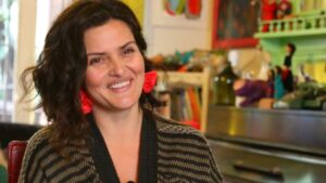 “Intervención Refri”, es el nuevo espacio que trae de vuelta a Connie Achurra a 13C