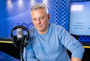 El periodista Juan Manuel Astorga fue reconocido como Figura Radial 2023