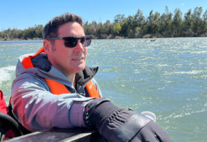 “A pesar de llevar tantos años viajando y recorriendo Chile, nunca deja de sorprender…”: Francisco Saavedra adelanta lo que será la nueva temporada de “Lugares que Hablan”