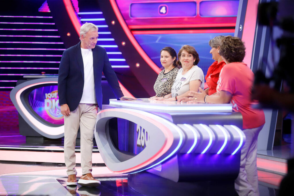 “¡Qué dice Chile!”: Un grupo de amigas practicó todo el verano en su casa para intentar llevarse los $10 millones