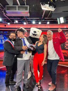 Así fue el estreno del programa de humor “Después te explico”