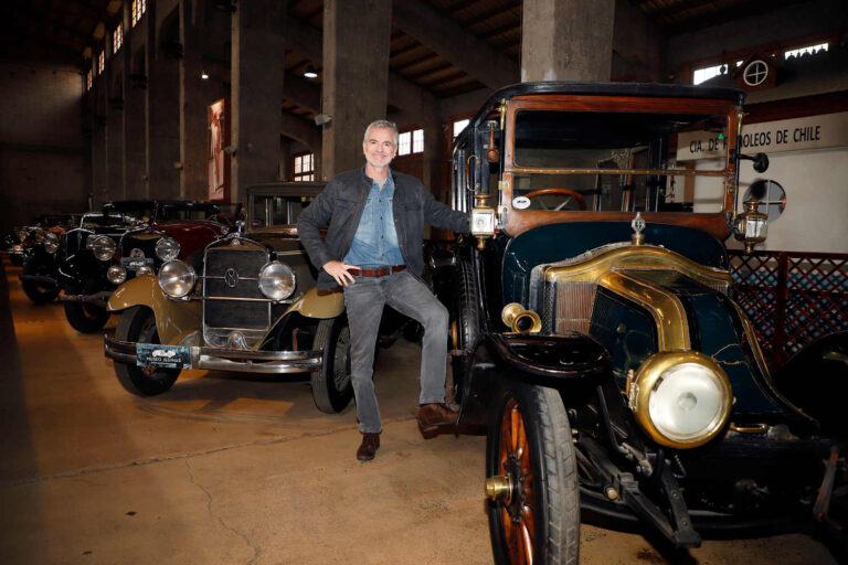 Canal 13 anuncia fecha de estreno del nuevo programa cultural de Álvaro Rudolphy