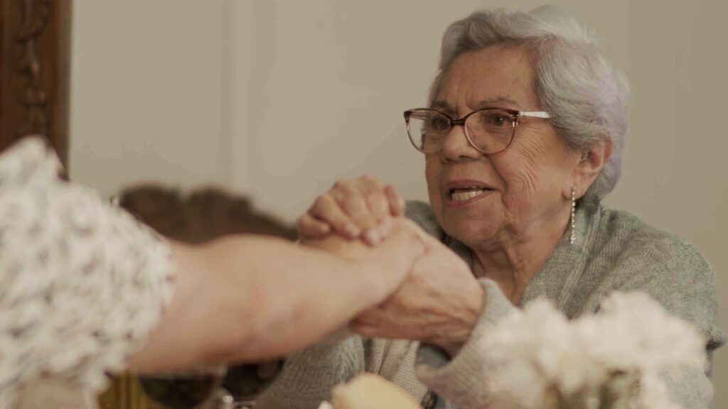 Canal 13 emitirá esta noche la entrevista a Gabriela Medina y que protagonizó junto a su hijo Claudio Arredondo