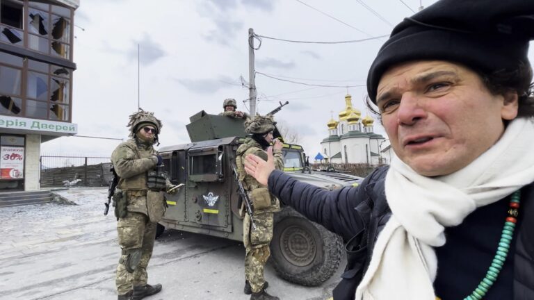 “En las guerras la gente es muy religiosa, porque no saben si tendrán un día más de vida”: Jorge Said regresa a Ucrania para mostrar cómo se vive el conflicto bélico