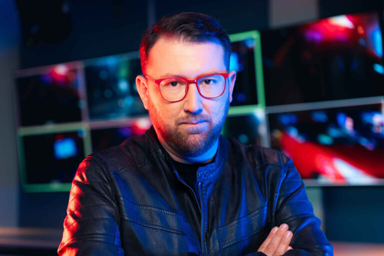 Mega estrena el nuevo docuserie policial “Atrapados 133”, de la mano de Luis Ugalde