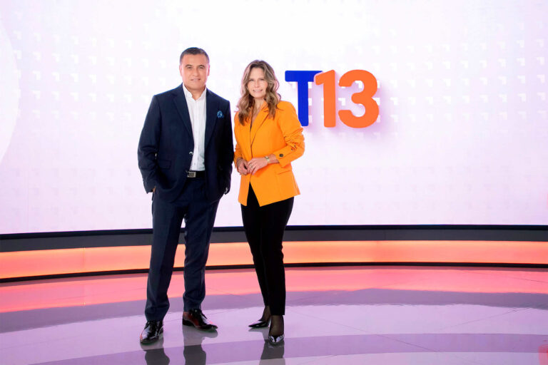 Por tercer mes consecutivo: “Teletrece central” es el segundo noticiero más visto de la TV chilena