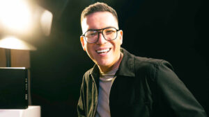 “Cuando me ofrecieron este rol, sentí un match de inmediato”: Matías Godoy asumirá la conducción de Miss Earth Chile 2025