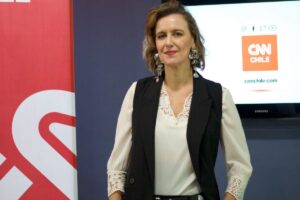 Conducirá el noticiero Central junto a Iván Núñez: Carolina Urrejola regresa a TVN