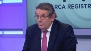 Gobierno nombra a Jaime Gazmuri como nuevo presidente del directorio de TVN