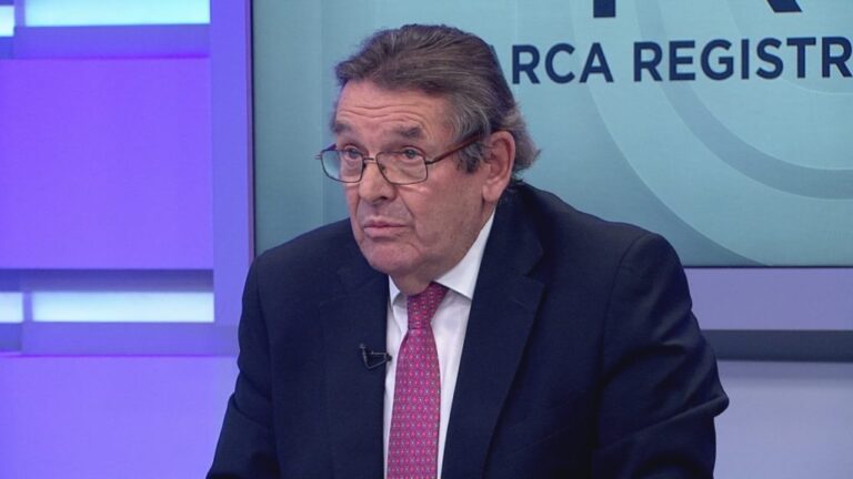 Gobierno nombra a Jaime Gazmuri como nuevo presidente del directorio de TVN