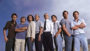 Vuelve “Machos” a la TV y como homenaje a Héctor Noguera: REC reestrenará esta noche la icónica teleserie protagonizada por el fallecido actor