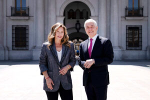 Desde segmentos temáticos hasta preguntas cruzadas entre los candidatos: así será el formato del debate que transmitirá este domingo por Canal 13