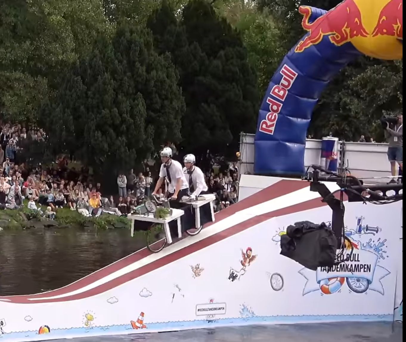 Chilevisión transmitirá el primer “Red Bull Al Agua Pato” en Chile: Revisa cuándo y a qué hora para no perderte de nada