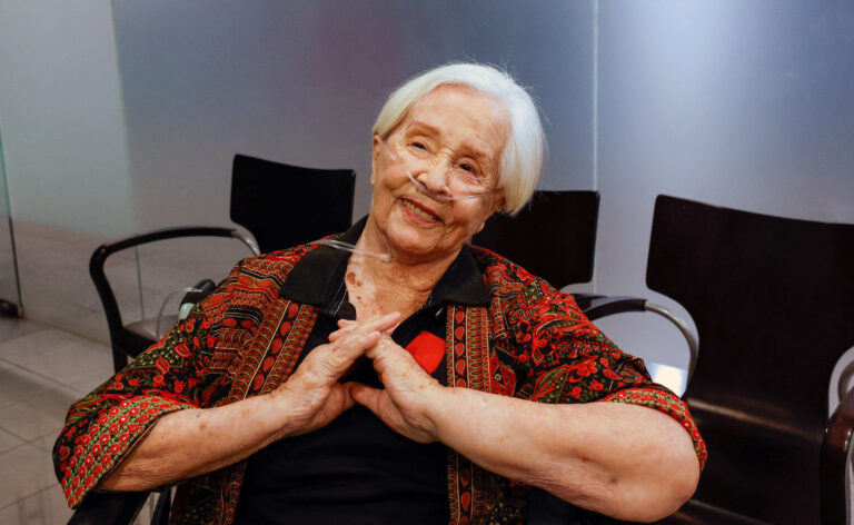 Delfina Guzmán fue condecorada con la Medalla al Mérito Cultural Profesor Pedro de la Barra por su trayectoria en la actuación