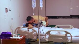 “Mundos opuestos” imparable en sintonía: tropiezo y lesión de Karen Paola deja al reality de Canal 13 nuevamente como el programa más visto en el prime de este miércoles