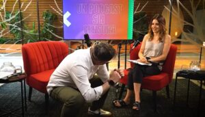 Eduardo Fuentes reveló sus aventuras en China con los “baños de hoyo” y compartidos: “Una señora china,  me queda mirando, se agacha al lado mío y empieza a hacer lo suyo”