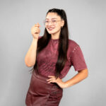 “Mi especialidad es el humor negro, porque mi papá es así en la casa”: Fran Medina, hija del “Indio”, debutará en la televisión en “El desestrece”